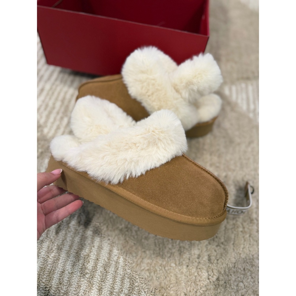EVELLYHOOTD Platform Slipper Clogs‎ Chestnut Tan Faux Fur Lined NIB with Straps